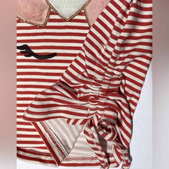 btween Red and White Striped Sparkly Fuzzy Unicorn Top 2T - Picture 5 of 6